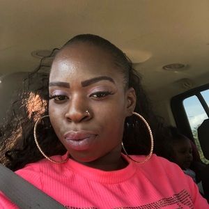 Meet your Posher, Jasmine